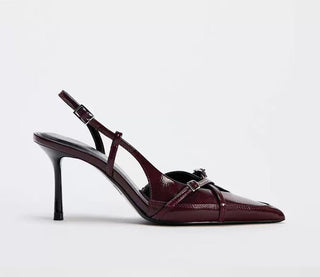 magneta buckle sandals