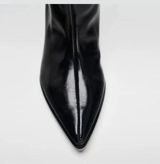 black knight boots
