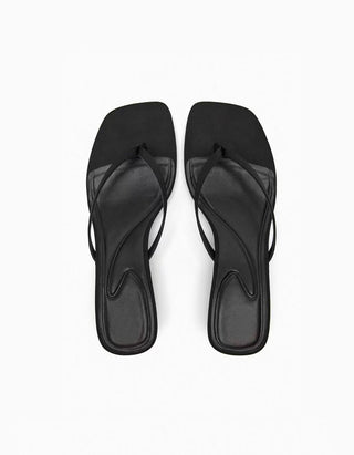 kitten heel flip-flops