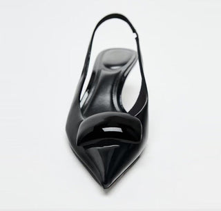 hollow buckle sandals