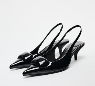 hollow buckle sandals