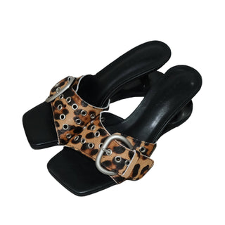 horsefur sandals