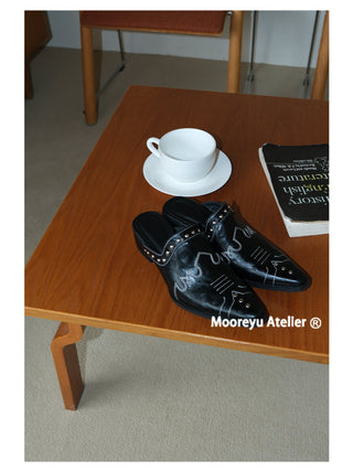 black chunky mules