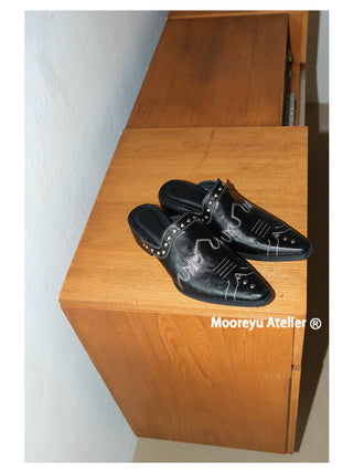 black chunky mules