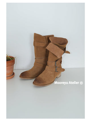 brown buckle boots