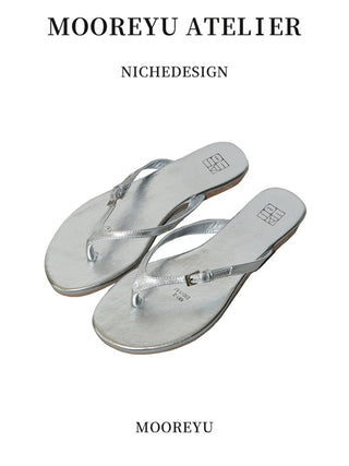 red flat flip-flops 01