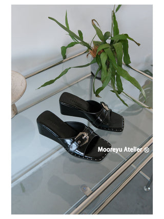 black ankle sandals