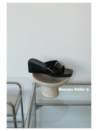 black ankle sandals