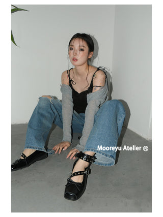 black square flats
