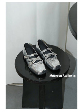 red rivet flats