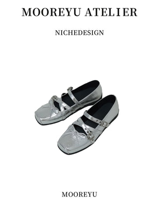 red rivet flats