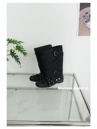 black platform sandals
