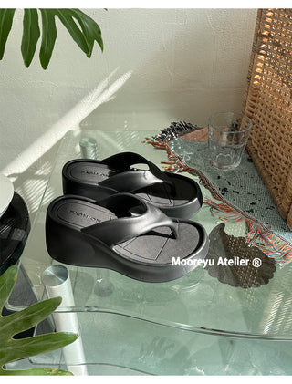 non-slip flip-flops