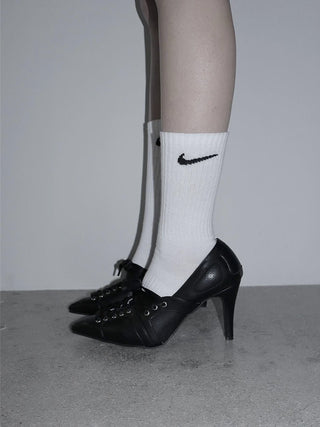 silver stilettos 01