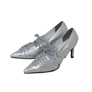 silver stilettos 01