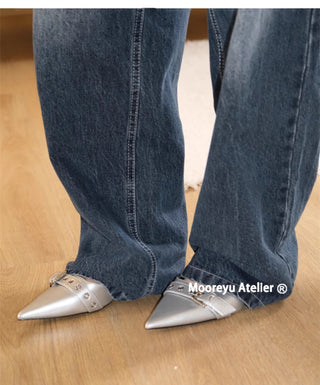 closed toe heels