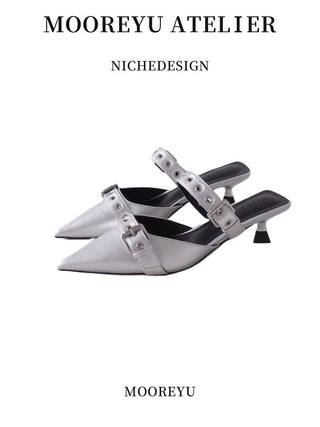 closed toe heels