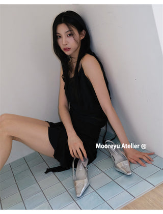silver pointed heels 01