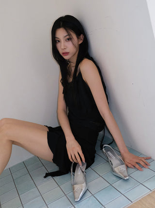 silver pointed heels 01