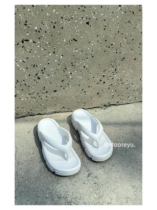 beach flip-flops