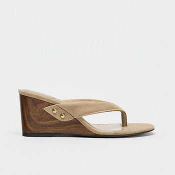 Small Raise Bottom Flip-flops