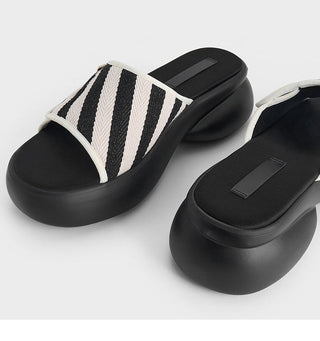 Muffin Platform One-word Sandals