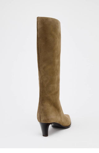 Pointed Toe Riding Boots