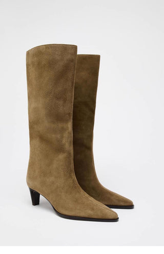 Pointed Toe Riding Boots