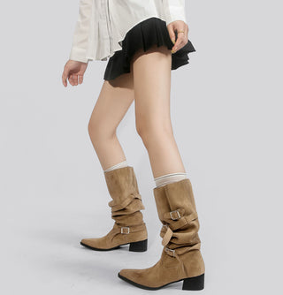 pointed toe boots