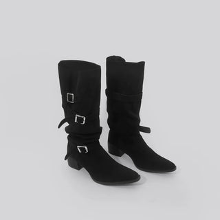 pointed toe boots
