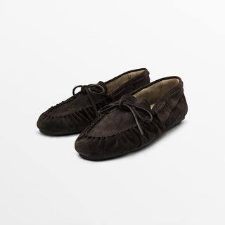 lace-up loafers