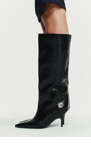 pointed cat heel boots