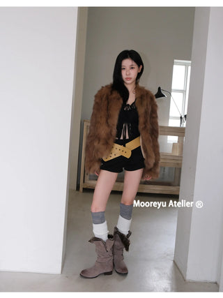 pointed fur boots