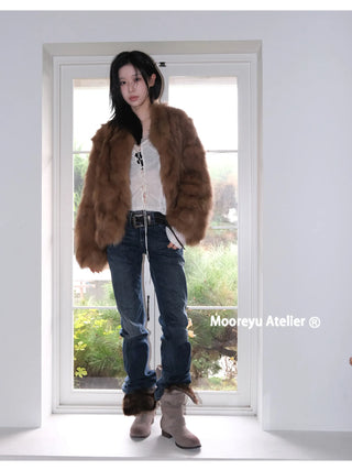 pointed fur boots