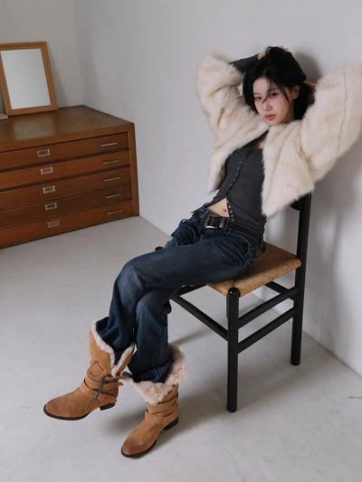 pointed fur boots