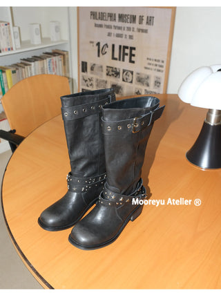 vintage knight boots