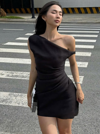 pleated black dress