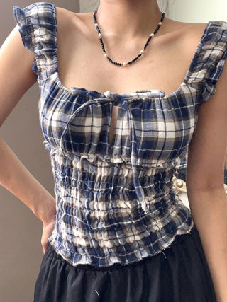 contrast check top