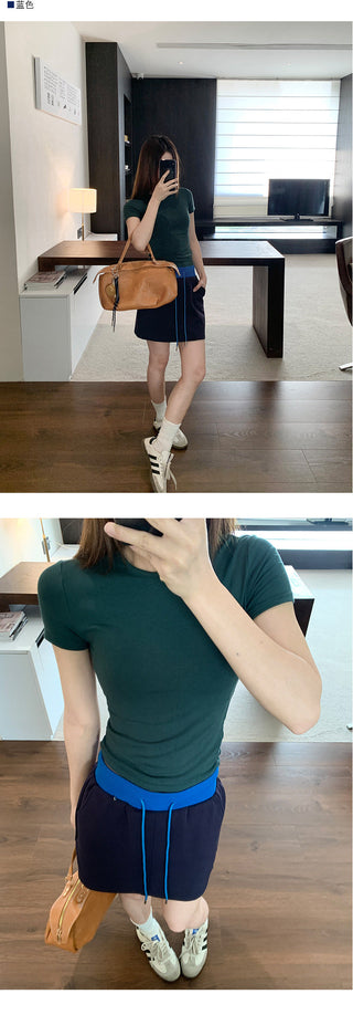 elastic waist skirt