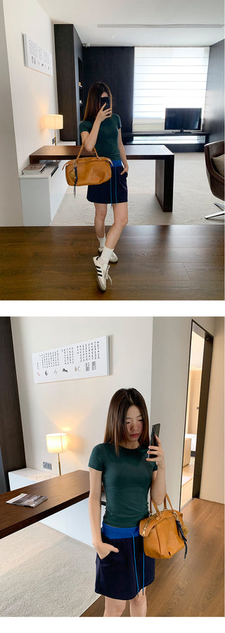 elastic waist skirt
