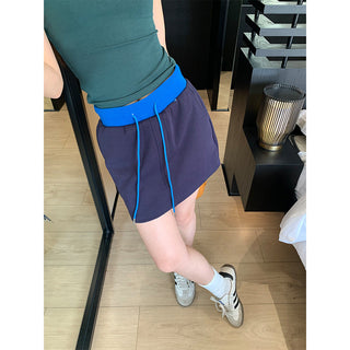 elastic waist skirt