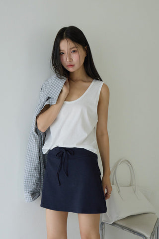 plaid book top