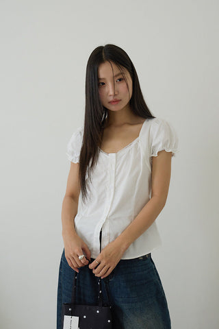 bubble sleeve top