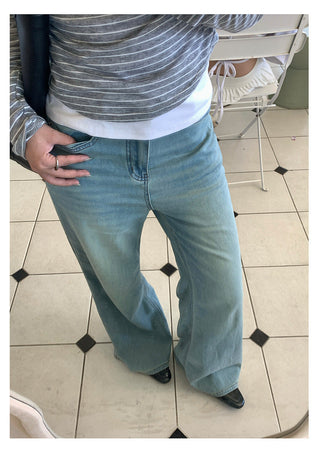 loose mop jeans