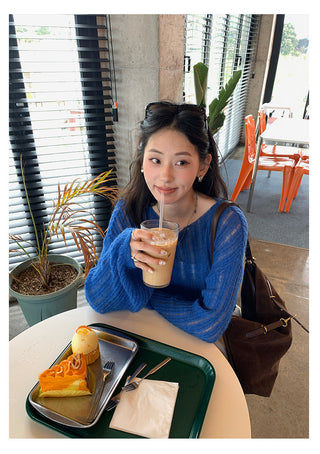 hollow knit top