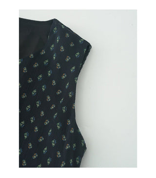 floral sleeveless dress
