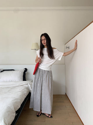 striped off-shoulder Top