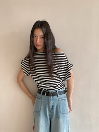 striped off-shoulder Top