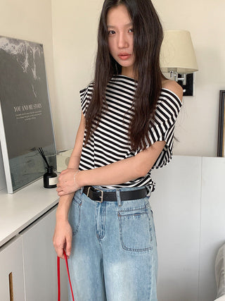 striped off-shoulder Top