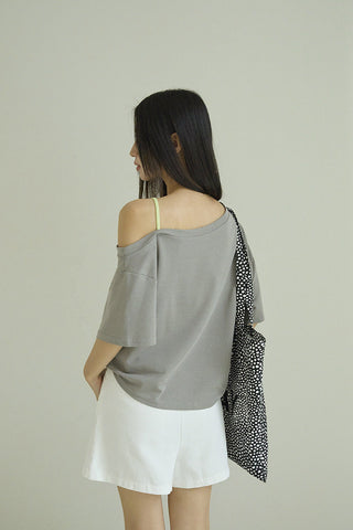 one-shoulder print Top
